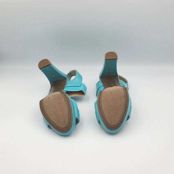 Liz Claiborne high heel sandals, women's size 5, turquoise color. - Picture 5 of 8